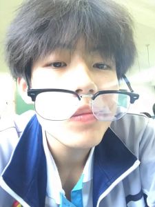 高中男生生活照20张_学习运动聊天，看看谁像你？