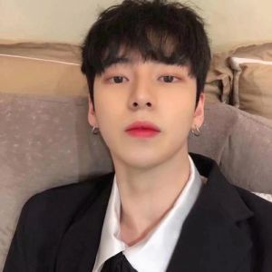 优质真人男头图片_真人男头照片，头像设计优选，让你的网名更有范儿！