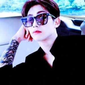 网红图片霸气真人男头_酷炫骷髅头头像，个性十足社交必备！