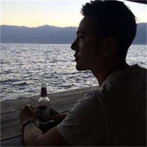 男生最霸气的图片_霸气邪气男生照，展现男人味，吸睛个性照！