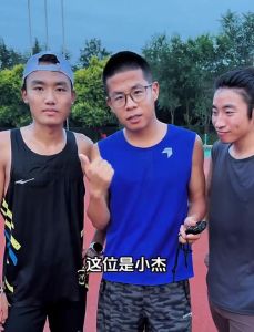 成都黑皮体育生小杰，自信阳光活力无限！