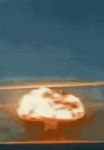 核弹爆炸搞笑gif图片大全_搞笑核爆GIF，微信表情必备，但别忘了核能的严肃性！