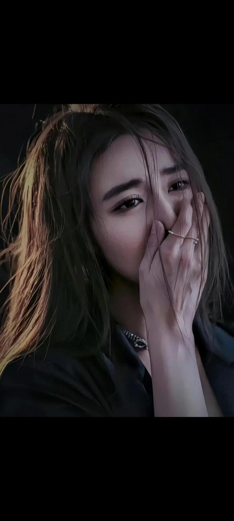 美女伤感高清图片_生活压力大？伤感美女照片暖心放松，咖啡馆休息室必备！