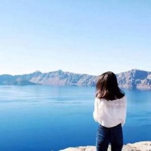 优雅女人背影微信头像_简约个性微信头像，低调霸气高冷范儿，彰显独特风格