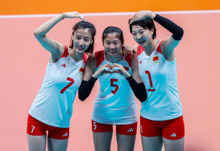 女排最漂亮图片_杂志封面宣传海报朋友圈分享优选！