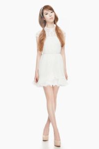 白底美少女图片_清爽白底美少女图，适合头像或海报？