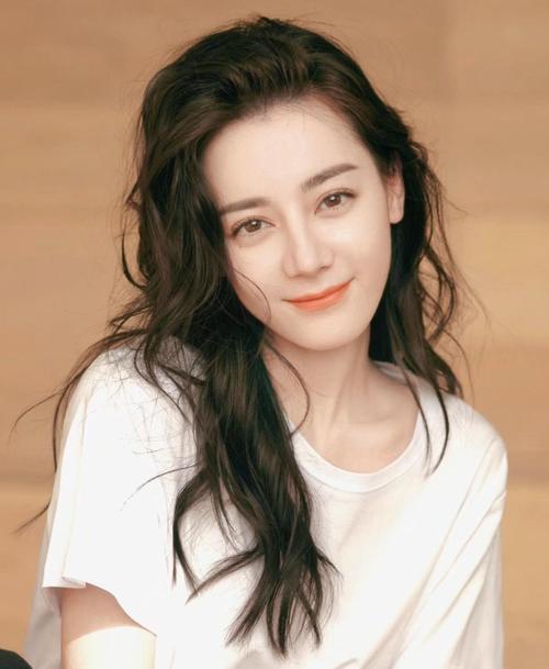女明星大全照片_超全女明星高清私照合集，做海报手机背景绝绝子！