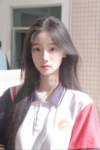 最美高中女生照片_高中清新照走红，忆青春正当年！