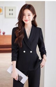 正装图片女_正装让你瞬间变专业自信，适合面试晚宴等场合！