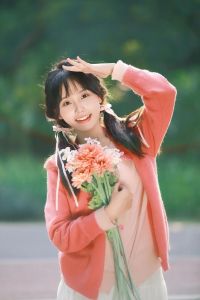 女生可爱图片_手机屏保头像相框背景，搞怪或温柔？